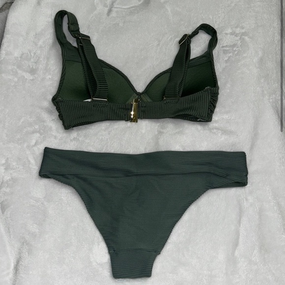 H&M Two Piece Bikini Set - Picture 2 of 4